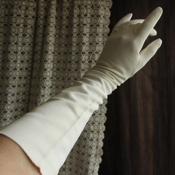 Vintage 1950s 1960s Gloves, White Opera Elbow Length - Picture 13 of 15